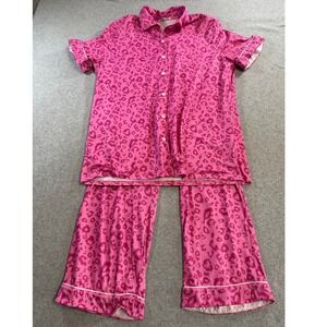 Pajama Set Womens M Pink Leopard Print Button Front Short Sleeve Lounge